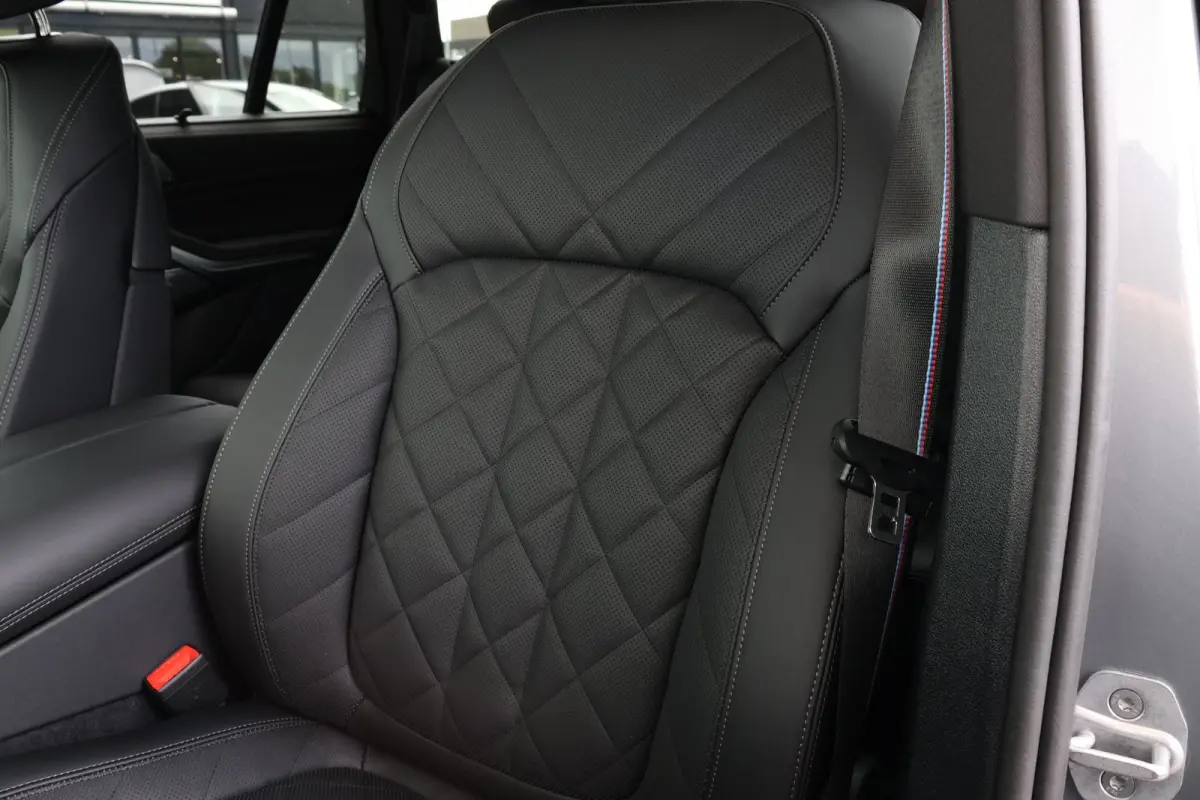 xDrive50e | M Sportpakket Pro | Travel Pack | Innovation Pack | Comfort Pack Plus | Exclusive Package