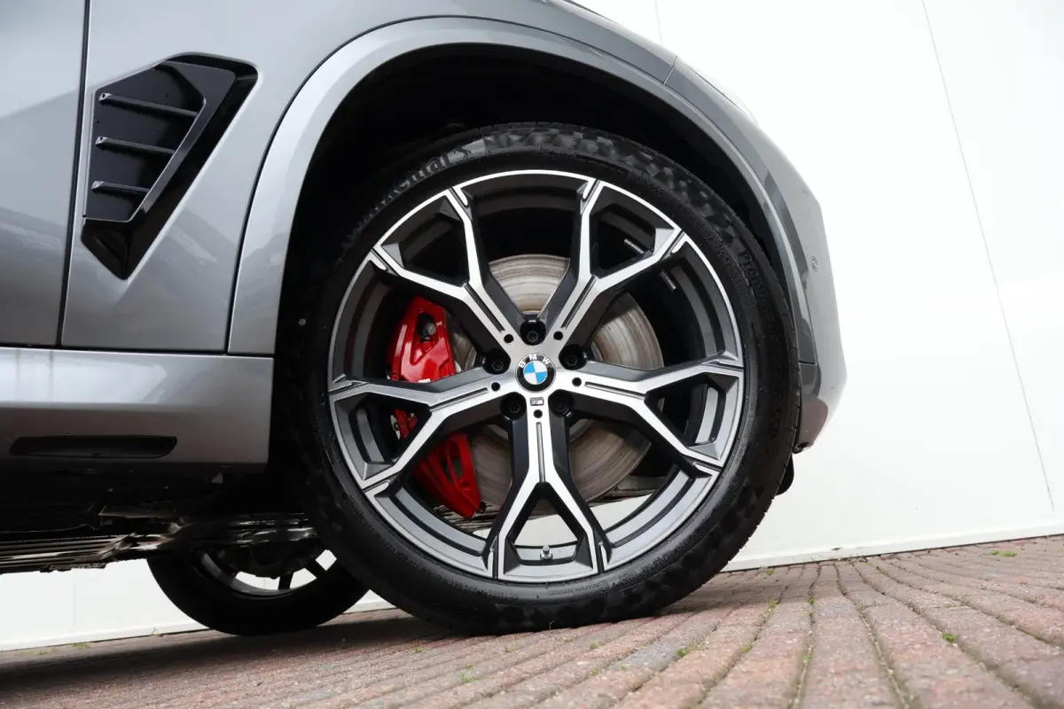 xDrive50e | M Sportpakket Pro | Travel Pack | Innovation Pack | Comfort Pack Plus | Exclusive Package
