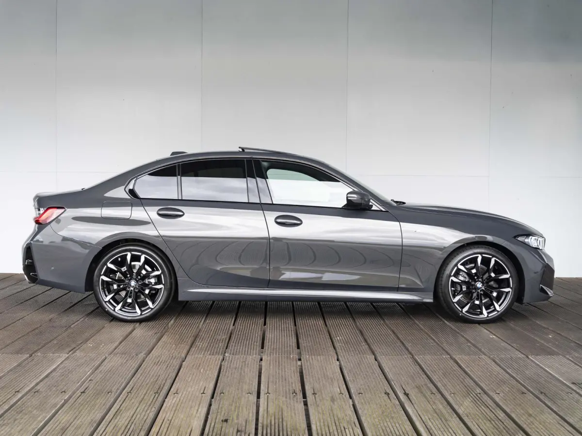 320i M Sport | Comfort Pack | Trekhaak | Showroom Selection