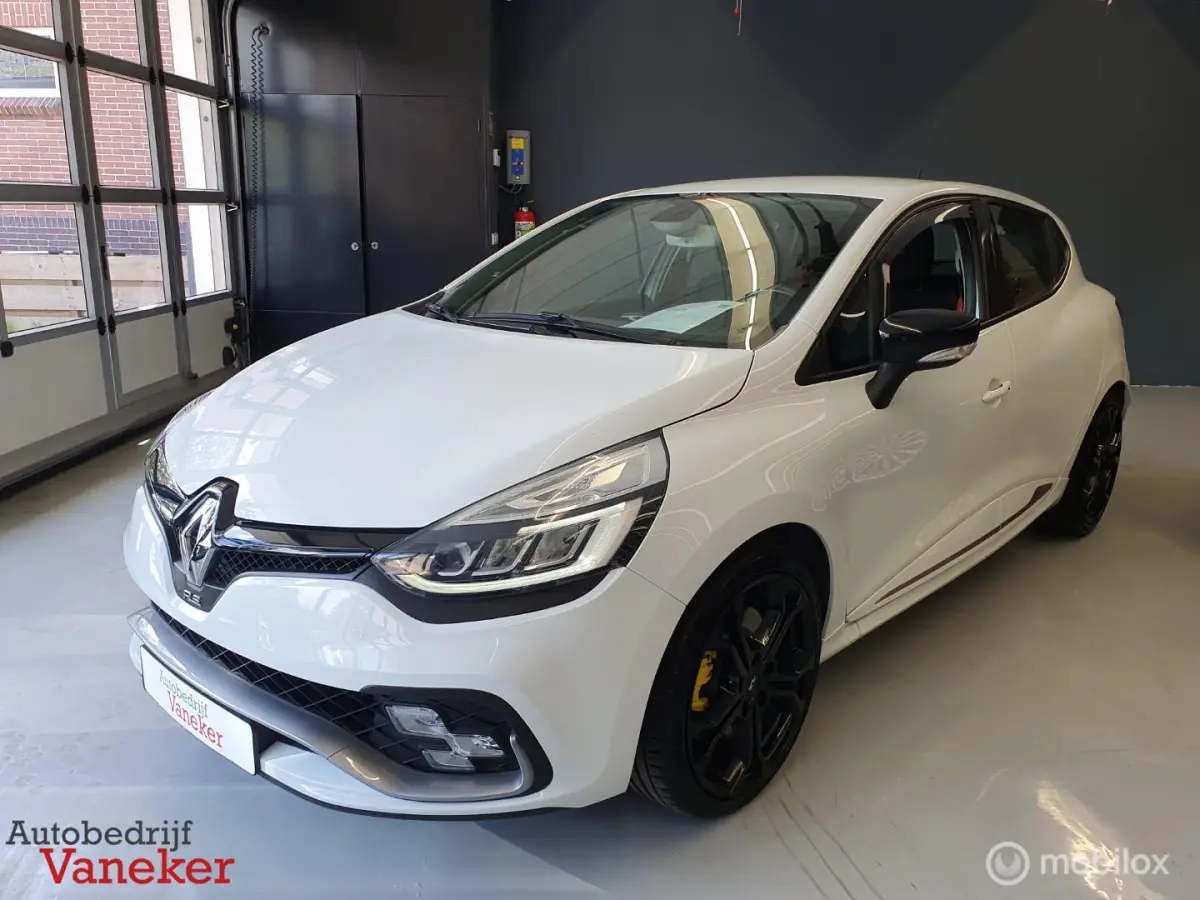 1.6 Turbo R.S.|200PK|Carplay|PDC|Stoelverwarming