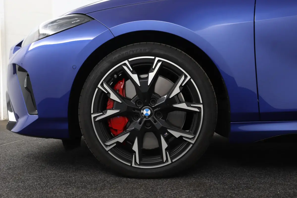 120 M Sport Design Edition | M Sportpakket Pro | Driving Assistant Plus | Premium Pack | Stoelverwarming