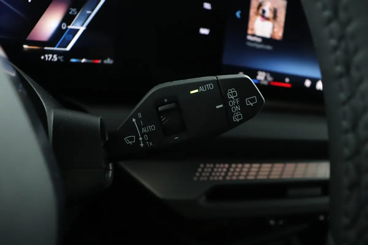 120 M Sport Design Edition | M Sportpakket Pro | Driving Assistant Plus | Premium Pack | Stoelverwarming