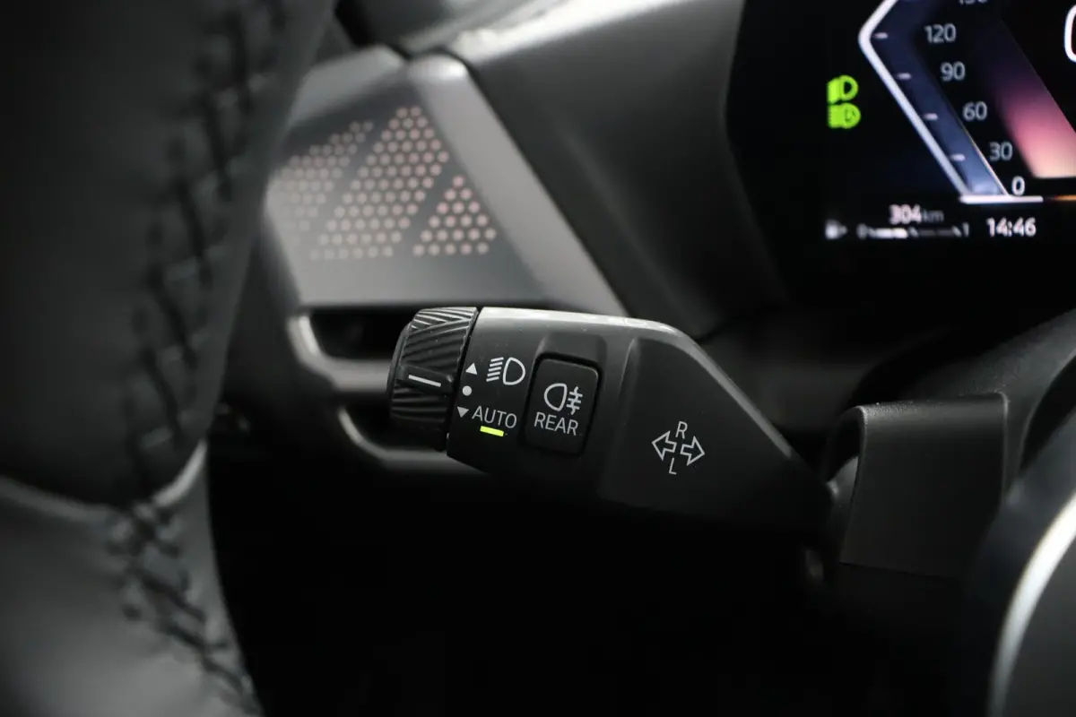 120 M Sport Design Edition | M Sportpakket Pro | Driving Assistant Plus | Premium Pack | Stoelverwarming