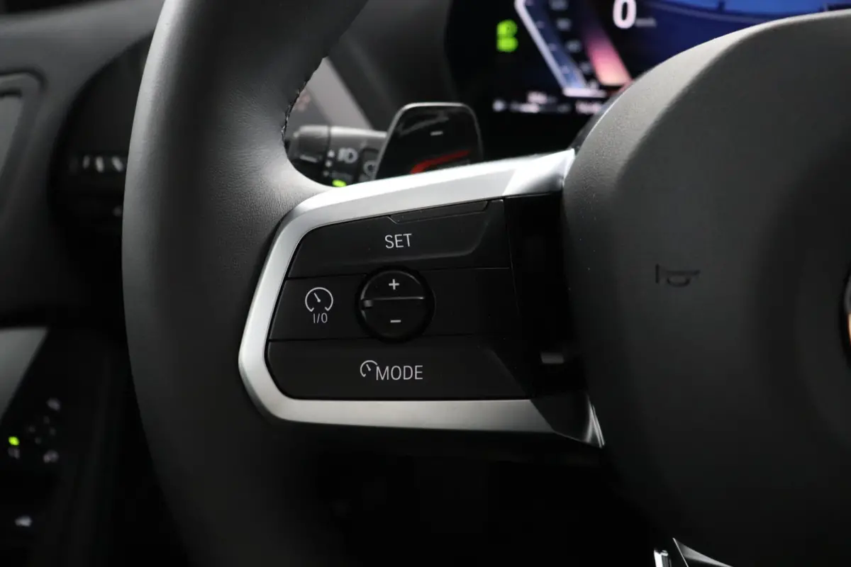 120 M Sport Design Edition | M Sportpakket Pro | Driving Assistant Plus | Premium Pack | Stoelverwarming