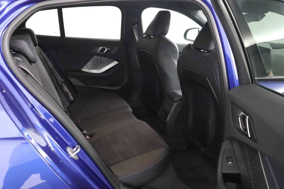 120 M Sport Design Edition | M Sportpakket Pro | Driving Assistant Plus | Premium Pack | Stoelverwarming