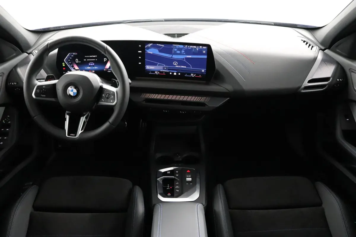 120 M Sport Design Edition | M Sportpakket Pro | Driving Assistant Plus | Premium Pack | Stoelverwarming