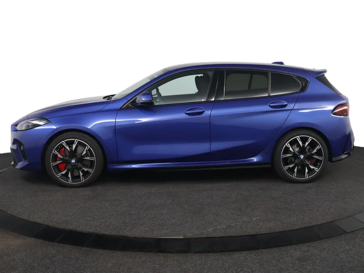 120 M Sport Design Edition | M Sportpakket Pro | Driving Assistant Plus | Premium Pack | Stoelverwarming