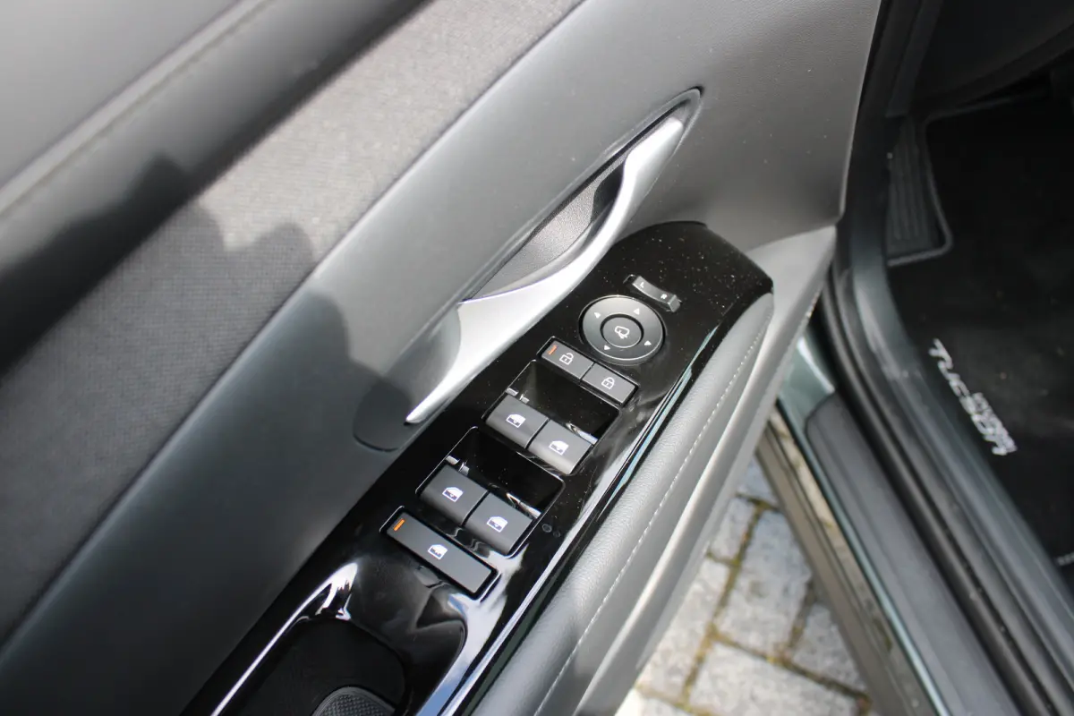 1.6 T-GDI PHEV Premium Sky | Aanhanger assistent | Achterbank elektrisch neerklapbaar | Achterbank in delen neerklapbaar