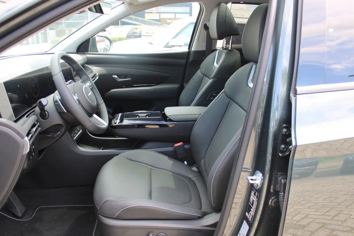 1.6 T-GDI PHEV Premium Sky | Aanhanger assistent | Achterbank elektrisch neerklapbaar | Achterbank in delen neerklapbaar