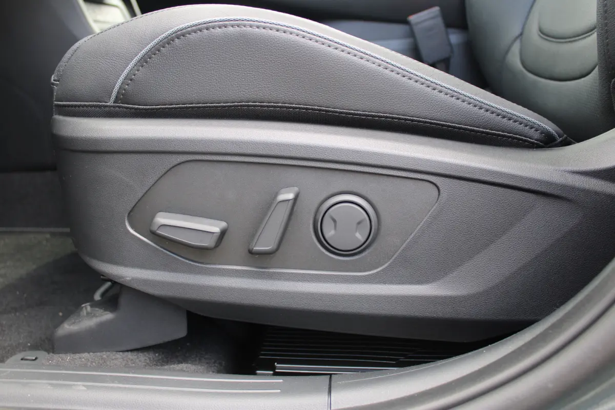 1.6 T-GDI PHEV Premium Sky | Aanhanger assistent | Achterbank elektrisch neerklapbaar | Achterbank in delen neerklapbaar