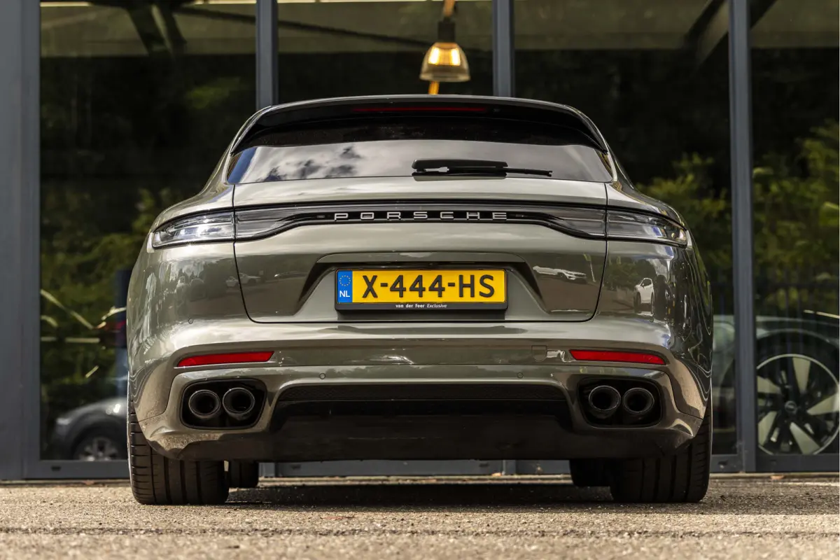 2.9 4 E-Hybrid Platinum Edition