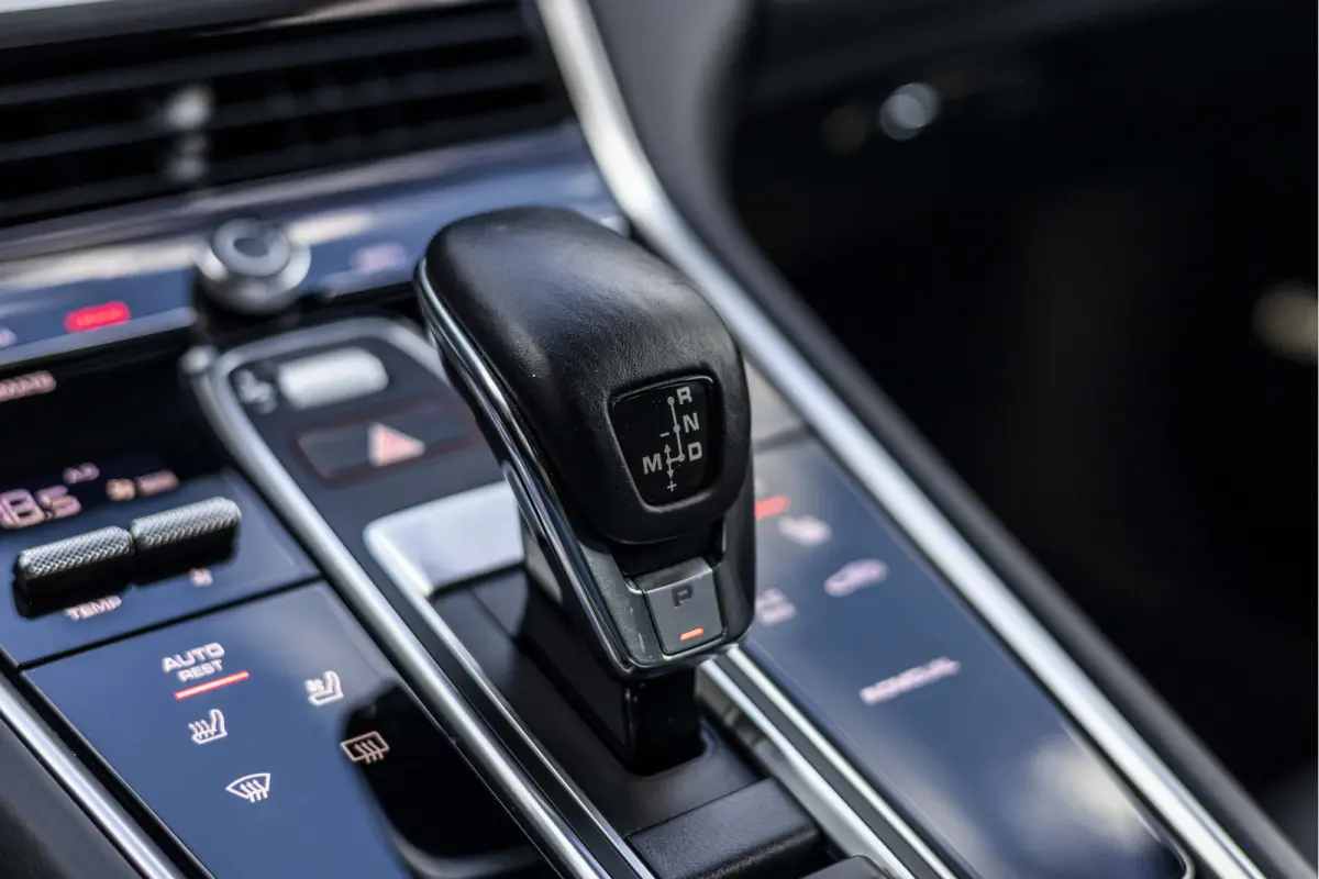 2.9 4 E-Hybrid Platinum Edition