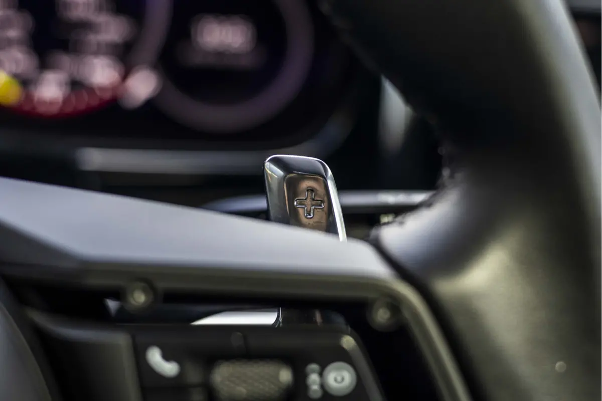 2.9 4 E-Hybrid Platinum Edition