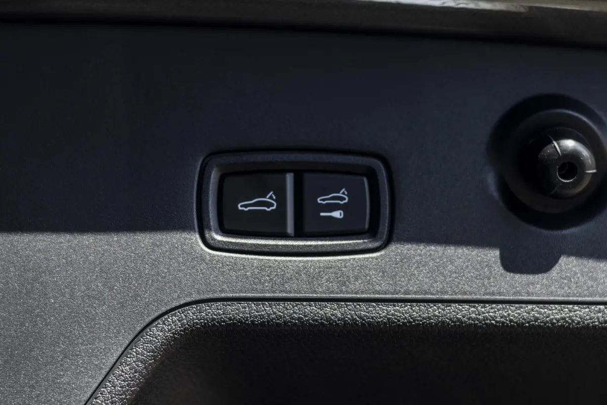 2.9 4 E-Hybrid Platinum Edition