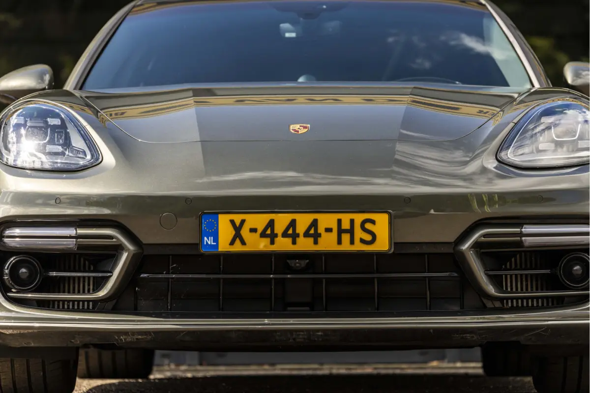 2.9 4 E-Hybrid Platinum Edition
