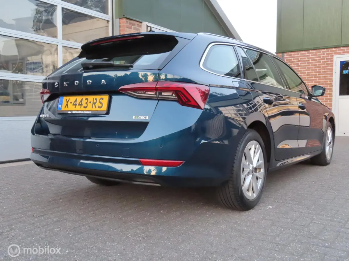 1.5 e-TSI Business Edition Plus|Electr A klep|Adaptive Cruise|Stoelverwarming|Parkeersensor V/A.