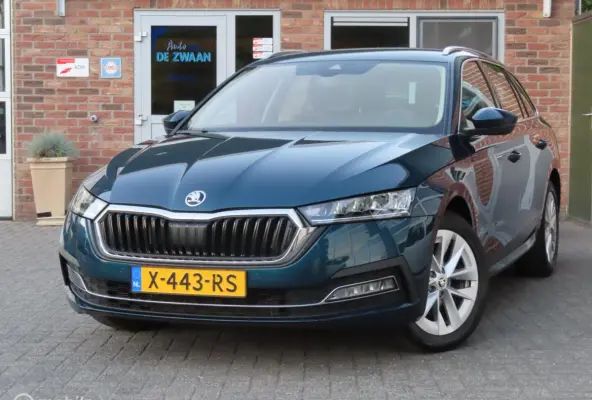 1.5 e-TSI Business Edition Plus|Electr A klep|Adaptive Cruise|Stoelverwarming|Parkeersensor V/A.