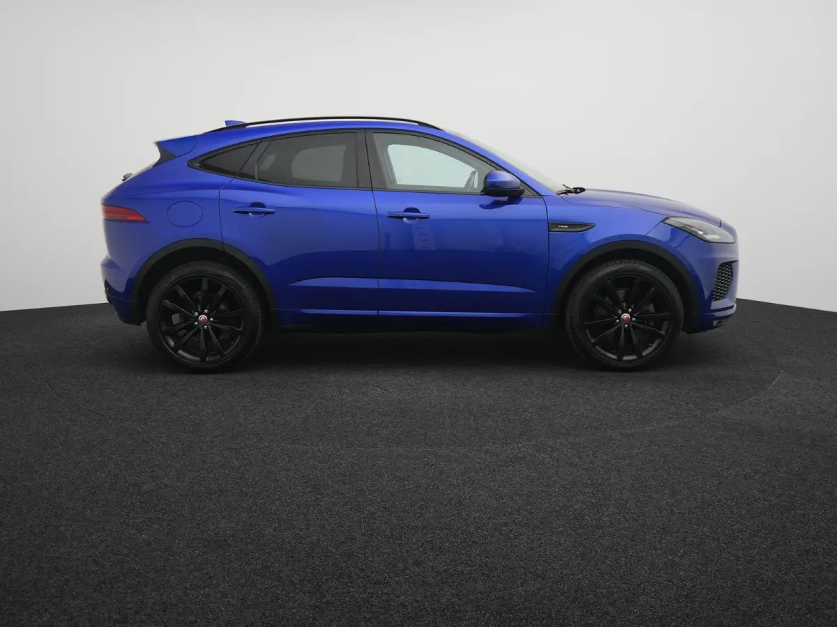 2.0 P250 AWD First Edition AUTOMAAT | TREKHAAK | HEAD-UP | VIRTUEEL | CAMERA | HSE | R-DYNAMIC | LEDER | PANORAMADAK | STOELVERWARMING & KOELING | 12 MAANDEN BOVAG GARANTIE