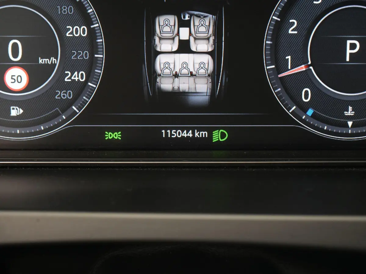 2.0 P250 AWD First Edition AUTOMAAT | TREKHAAK | HEAD-UP | VIRTUEEL | CAMERA | HSE | R-DYNAMIC | LEDER | PANORAMADAK | STOELVERWARMING & KOELING | 12 MAANDEN BOVAG GARANTIE