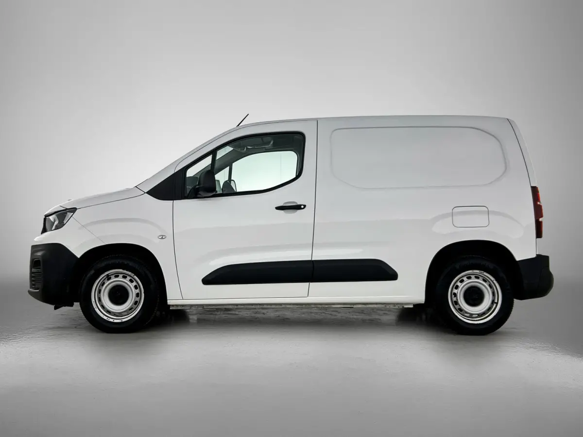 1.2 Benzine 111PK Euro6 Premium / Airco / Navigatie / Cruise-ctr. / Schuifdeur + Raam / Radio multimedia / Apk 06-2027