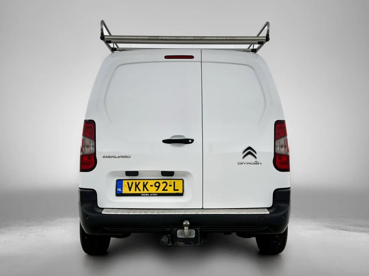1.2 Benzine 111PK Euro6 / Distributie is vervangen  /Trekhaak / RVS imperiaal  / Schuifdeur / Airco / Pdc / Apk 01-2027