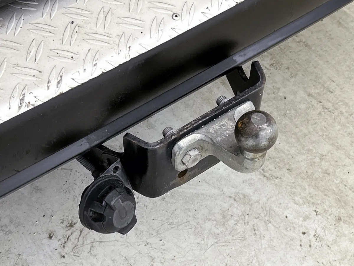 1.2 Benzine 111PK Euro6 / Distributie is vervangen  /Trekhaak / RVS imperiaal  / Schuifdeur / Airco / Pdc / Apk 01-2027