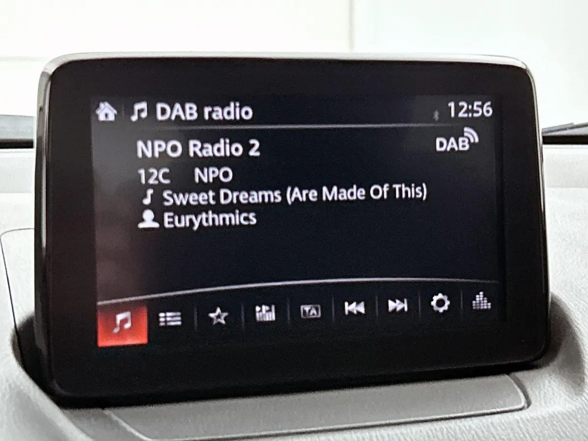 2.0 SkyActiv-G 120 GT-M | TREKHAAK | LEER | CAMERA | NAVIGATIE | HEAD-UP | STOEL-STUURWIELVERWARMING | BOSE AUDIO