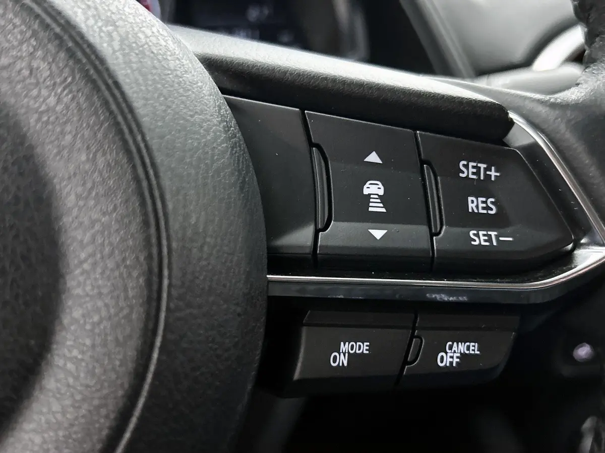 2.0 SkyActiv-G 120 GT-M | TREKHAAK | LEER | CAMERA | NAVIGATIE | HEAD-UP | STOEL-STUURWIELVERWARMING | BOSE AUDIO