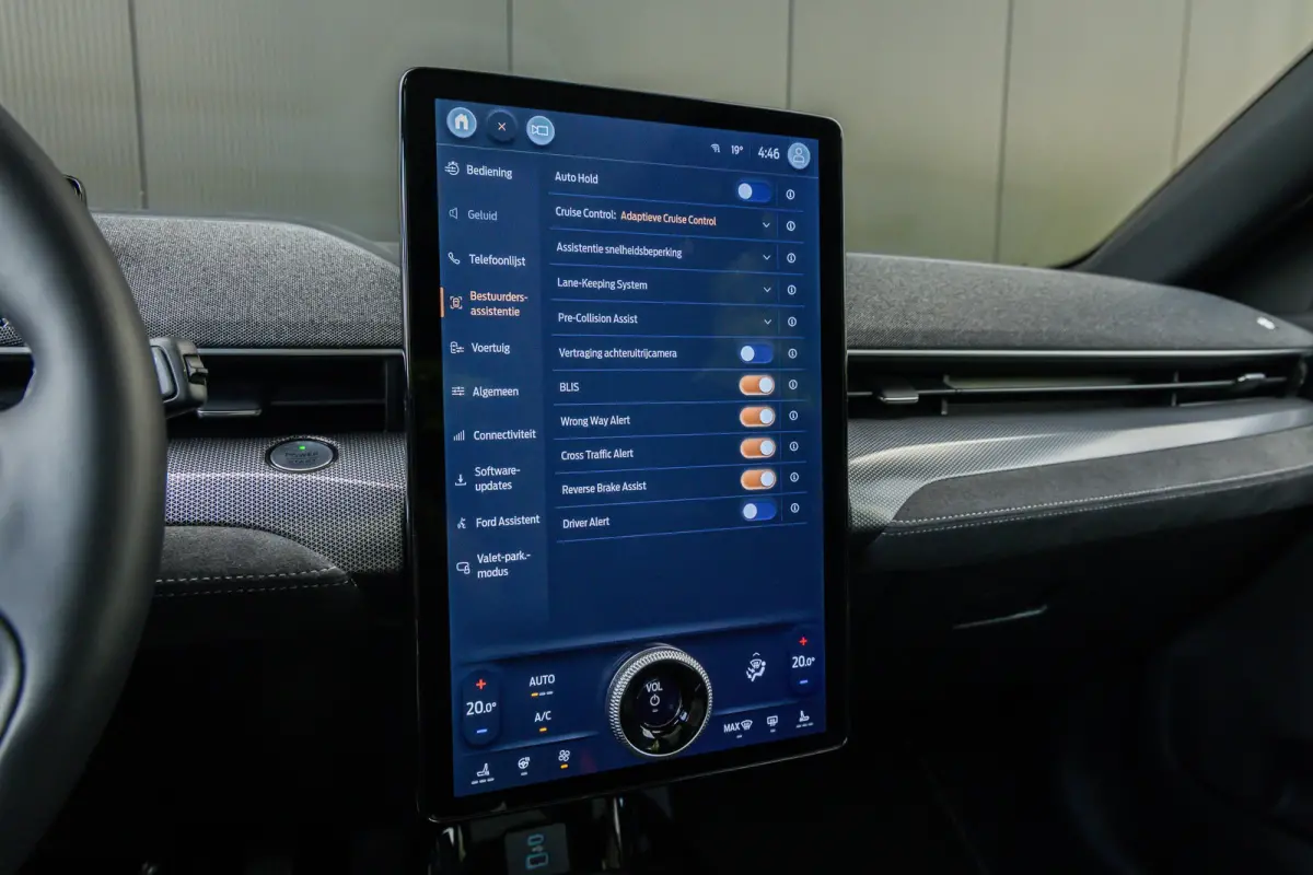 GT AWD | Pano-dak | B&O | 360 Camera | Standkachel | MagneRide onderstel | Memory stoel | Apple/Android Carplay