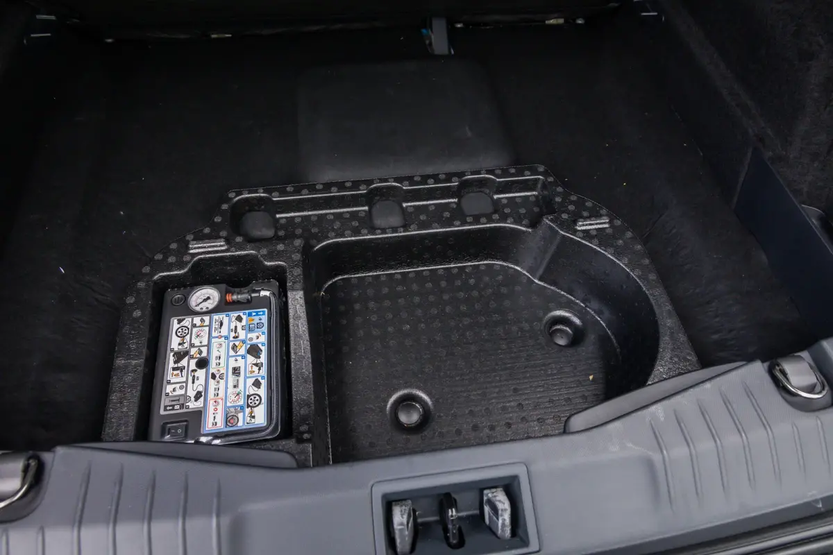 GT AWD | Pano-dak | B&O | 360 Camera | Standkachel | MagneRide onderstel | Memory stoel | Apple/Android Carplay