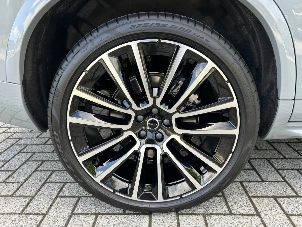 2.0 T8 Plug-in hybrid AWD Ultra Black Ed. Exec. | Full option! | Massage | Bowers & Wilkins | Luchtvering | Pano | 360 camera |