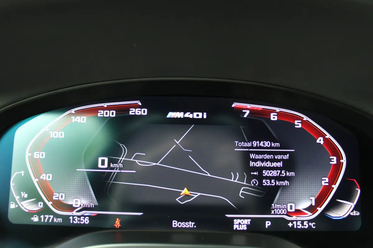 M40i M-sport | panoramadak | head-up display | 360 camera | elektrische trekhaak | keyless entry | NL auto | 354 PK