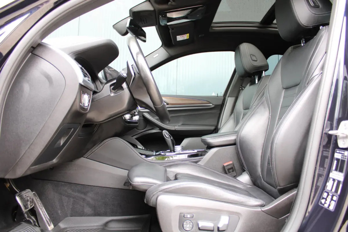 M40i M-sport | panoramadak | head-up display | 360 camera | elektrische trekhaak | keyless entry | NL auto | 354 PK