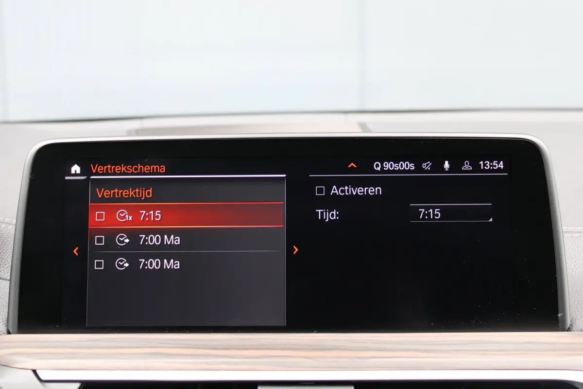 M40i M-sport | panoramadak | head-up display | 360 camera | elektrische trekhaak | keyless entry | NL auto | 354 PK
