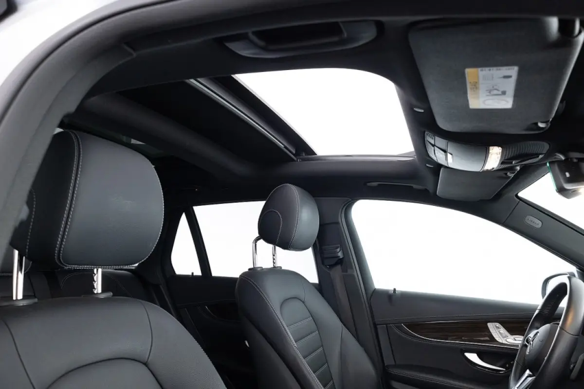 4MATIC Business Line | PANORAMADAK | LEDER | EL. STOELEN | 360 Camera | PHEV