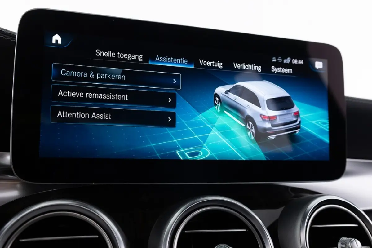 4MATIC Business Line | PANORAMADAK | LEDER | EL. STOELEN | 360 Camera | PHEV
