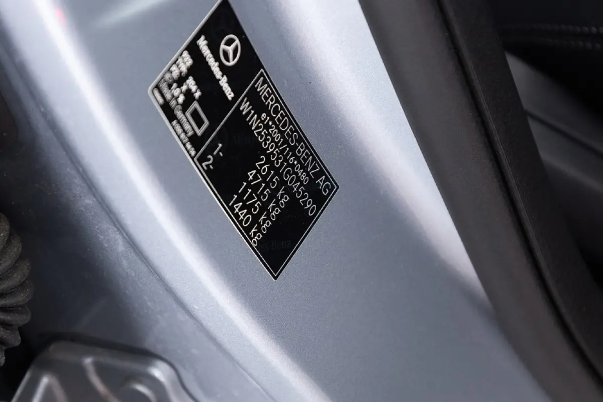 4MATIC Business Line | PANORAMADAK | LEDER | EL. STOELEN | 360 Camera | PHEV