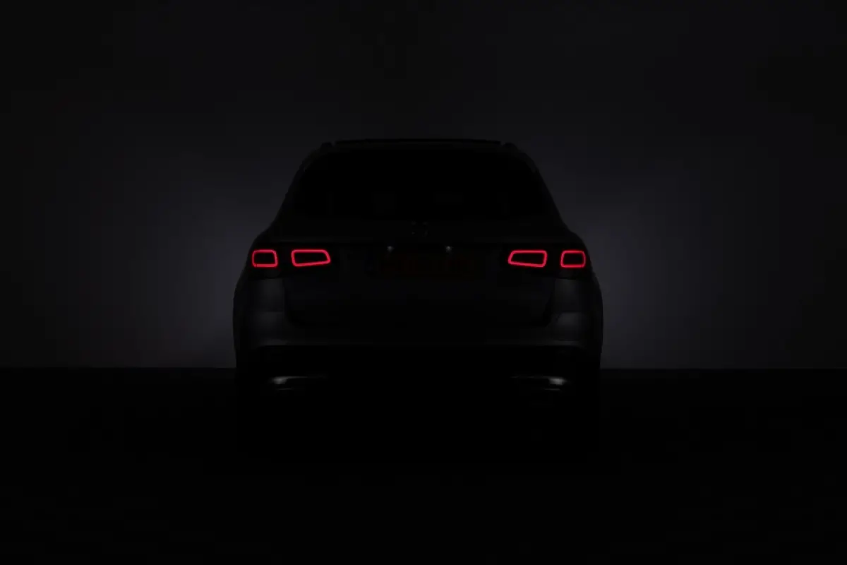 4MATIC Business Line | PANORAMADAK | LEDER | EL. STOELEN | 360 Camera | PHEV