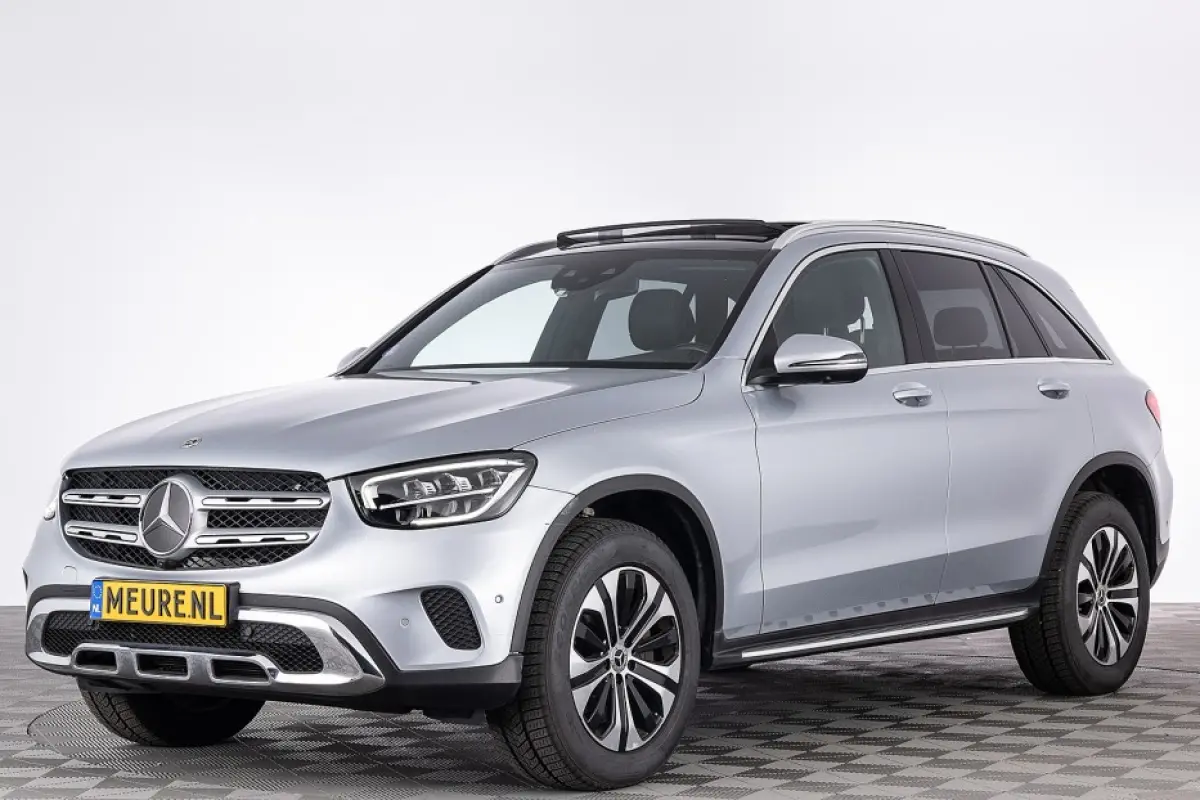 4MATIC Business Line | PANORAMADAK | LEDER | EL. STOELEN | 360 Camera | PHEV