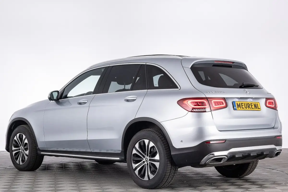 4MATIC Business Line | PANORAMADAK | LEDER | EL. STOELEN | 360 Camera | PHEV
