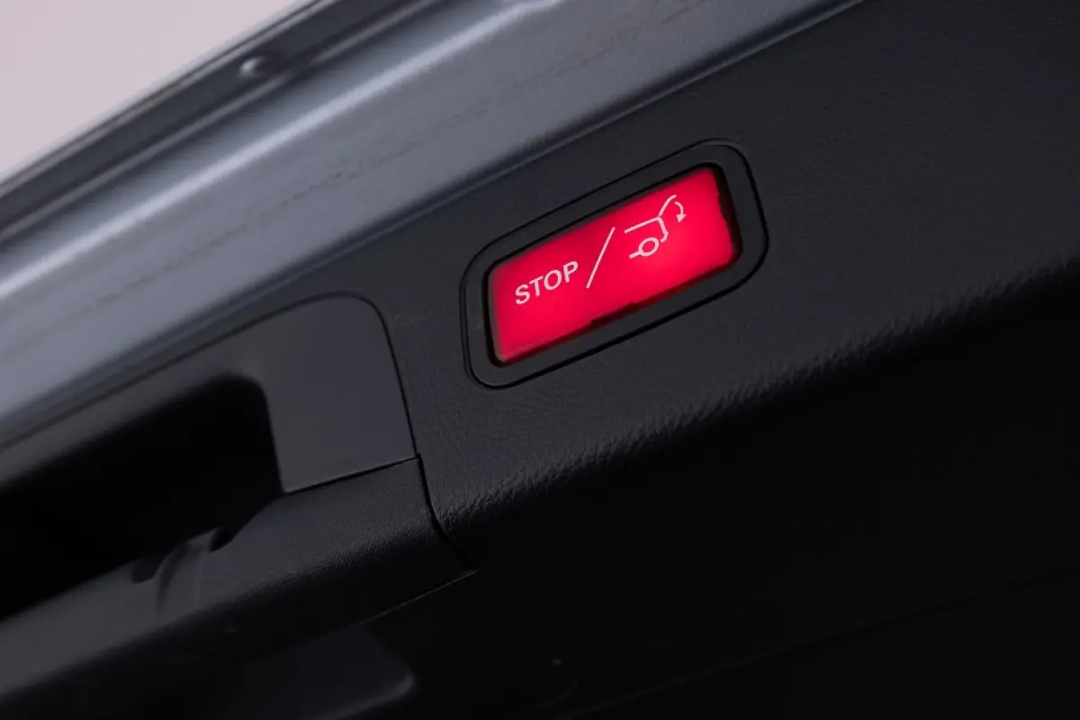 4MATIC Business Line | PANORAMADAK | LEDER | EL. STOELEN | 360 Camera | PHEV