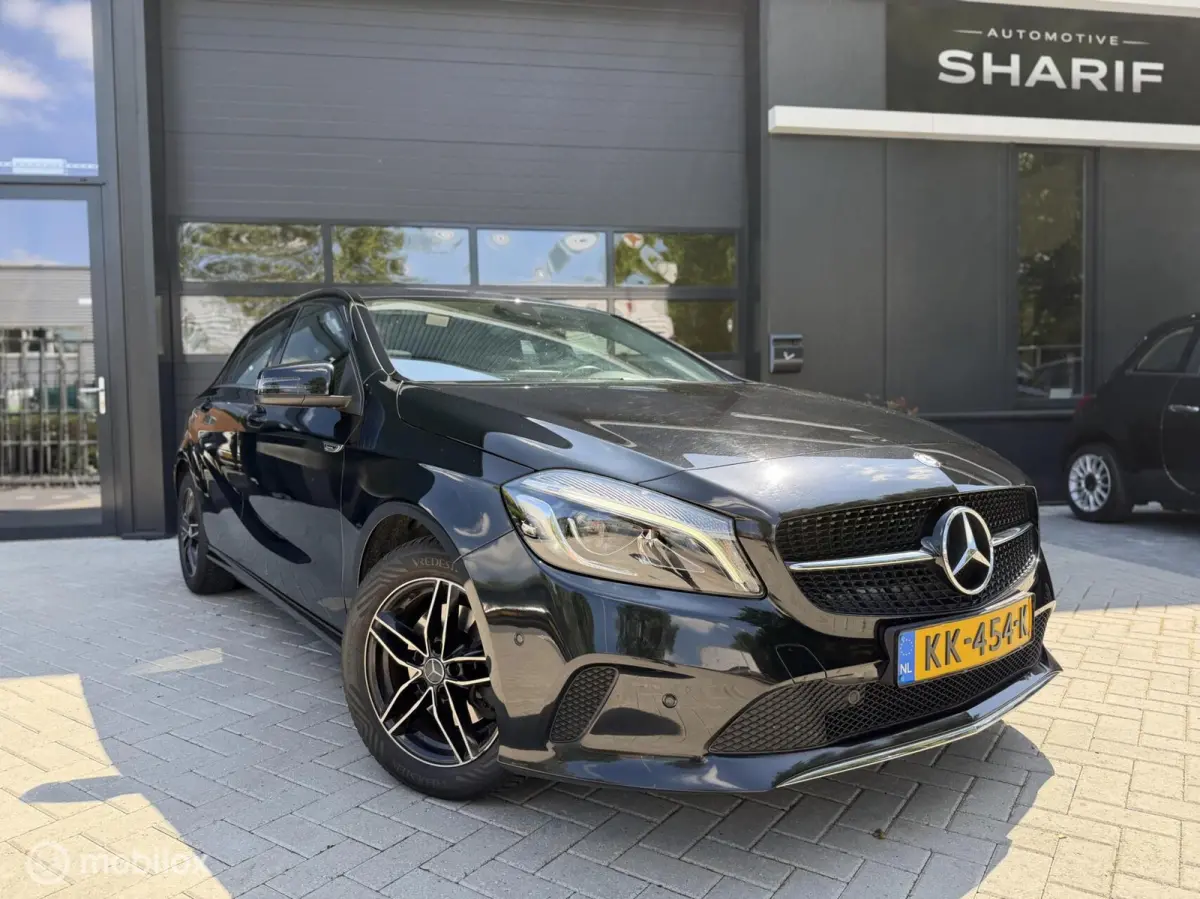 160 Ambition CarPlay|PDC|Automaat|NL Auto!