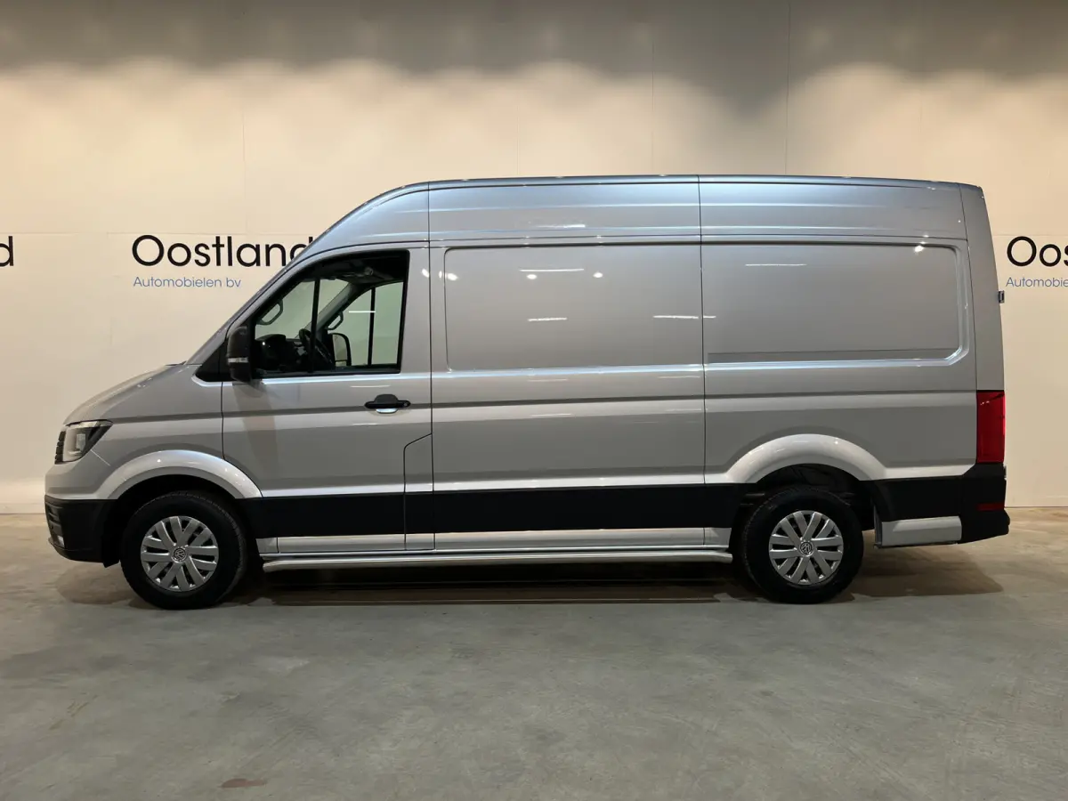 35 2.0 TDI L3H3 140 PK Automaat / Euro 6 / Trekhaak 3.000 KG / Airco / Cruise Control / CarPlay / PDC / Navigatie / 3-Zits / 69.000 KM !!
