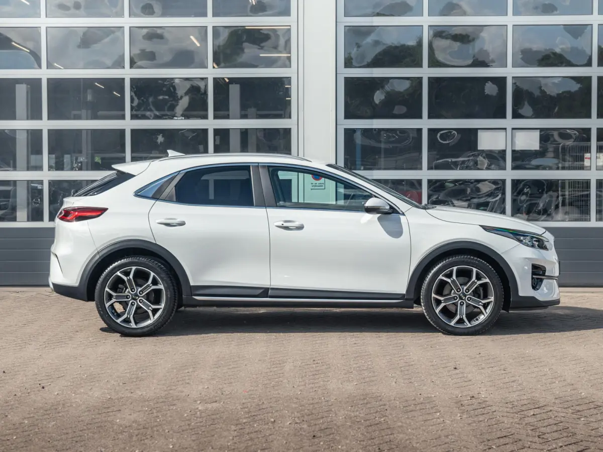 1.4 T-GDi DynamicPlusLine Clima | Cruise | Camera | Apple Carplay | Stoelverwarming | Navi | PDC