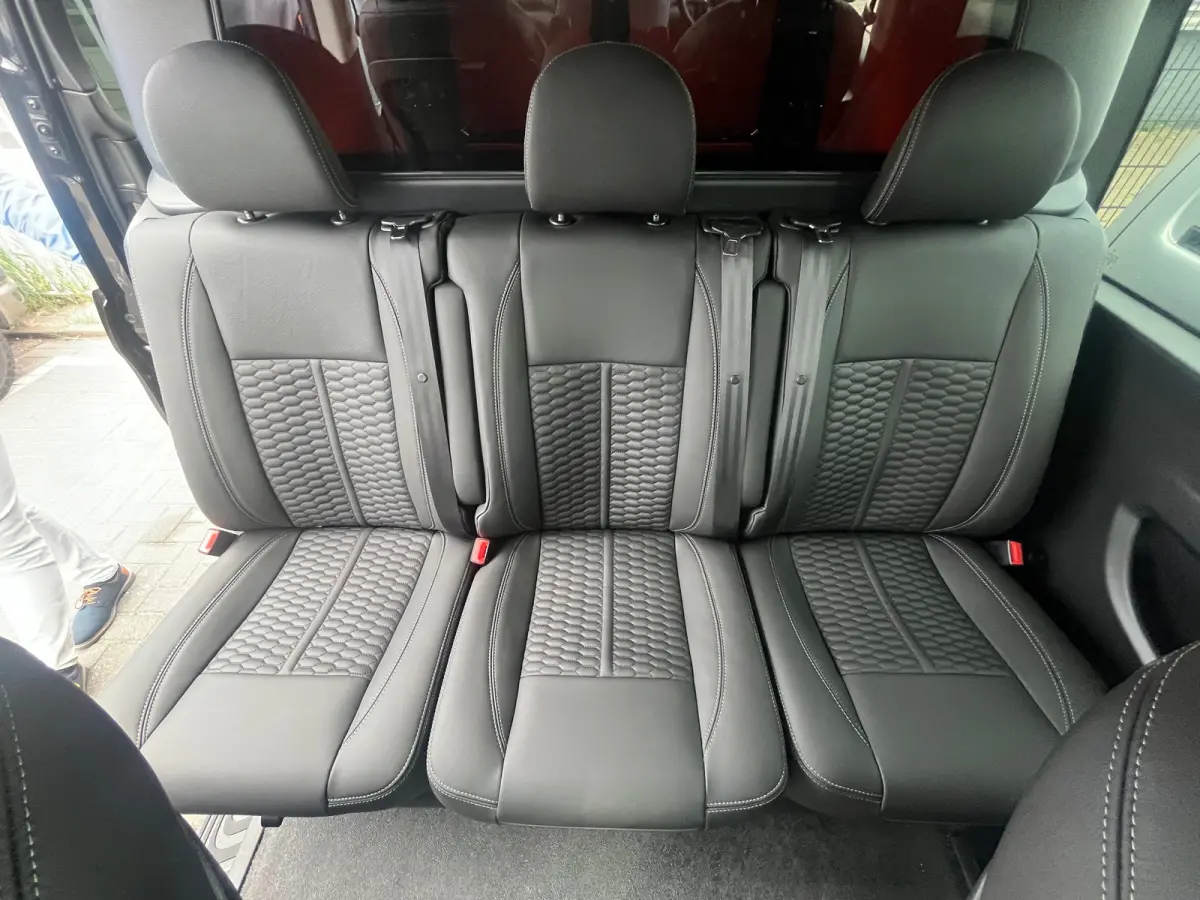 116 CDI L2 Select Snoeks (Meer Beenruimte) | Lederen Bekleding | Rondomzicht Camera | Parkeersensoren | Navigatie | 17" Lichtmetaal  | Airco (automatisch) | Anti Blokkeer Systeem | Buitenspi
