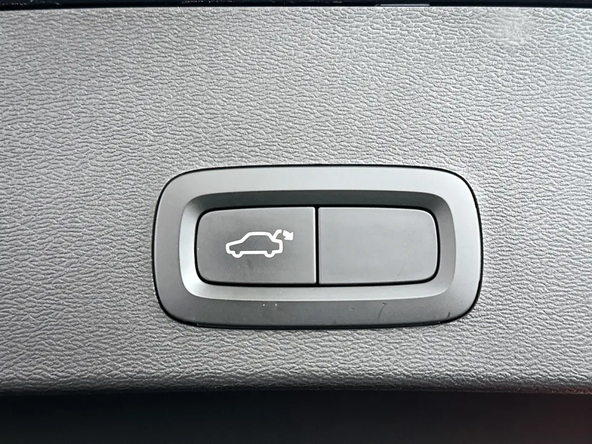 T3 Inscription | Parkeercamera | Stoelverwarming | Harman Kardon | Trekhaak
