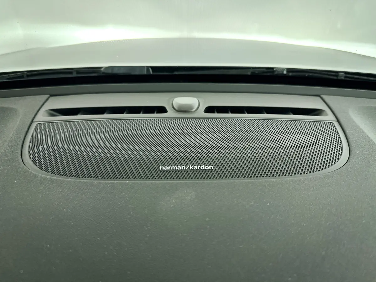 T3 Inscription | Parkeercamera | Stoelverwarming | Harman Kardon | Trekhaak