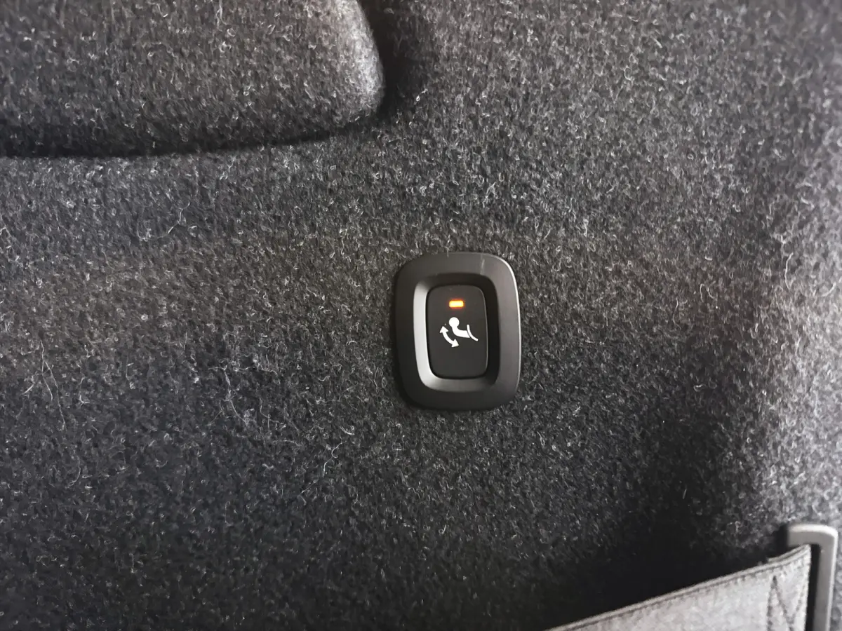 T3 Inscription | Parkeercamera | Stoelverwarming | Harman Kardon | Trekhaak