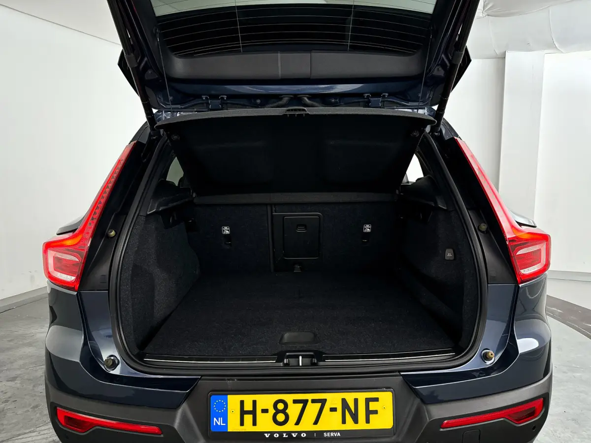 T3 Inscription | Parkeercamera | Stoelverwarming | Harman Kardon | Trekhaak