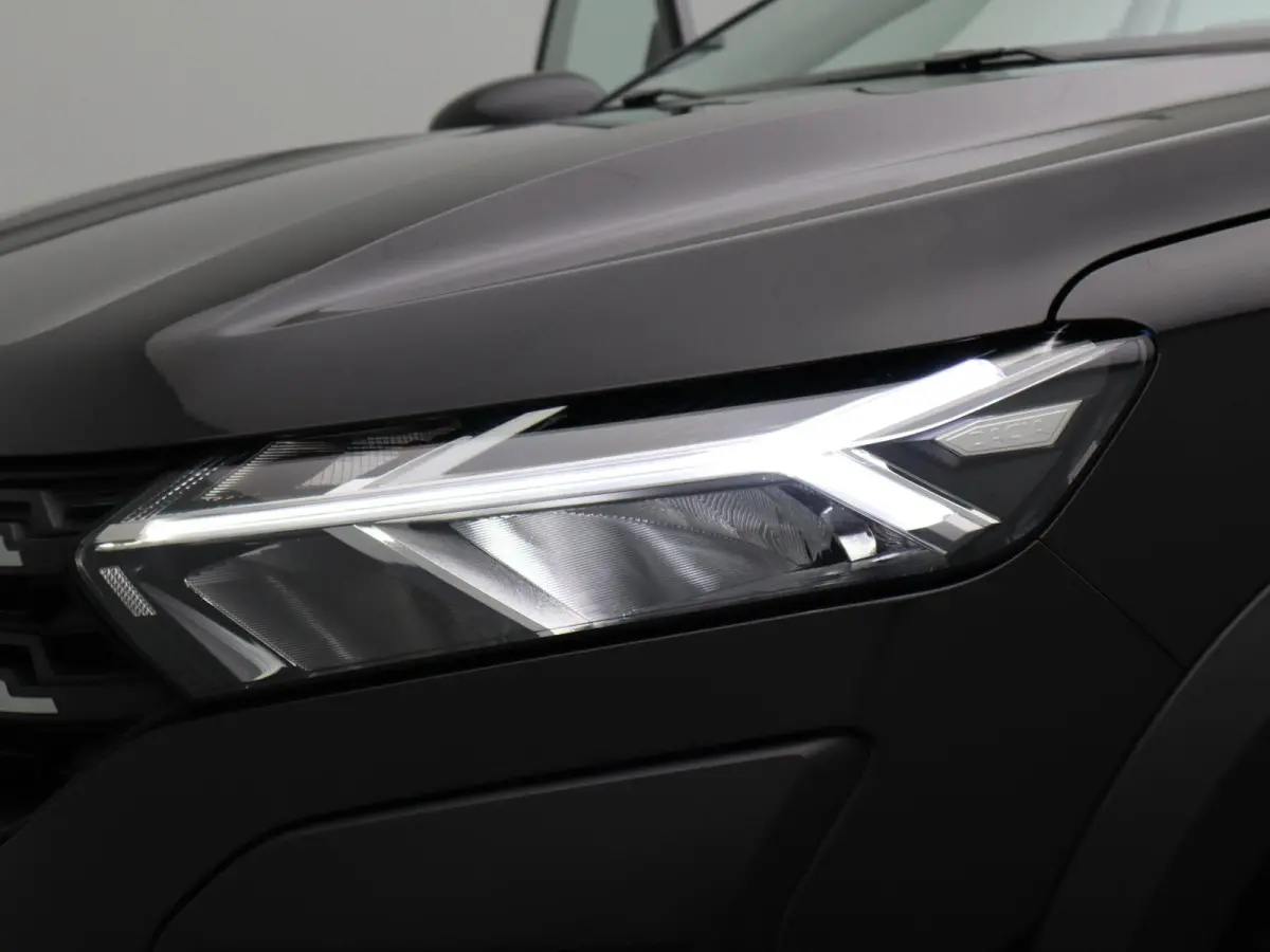 TCe 90 CVT GPF Comfort | AUTOMAAT | Navigatie | Parkeercamera |